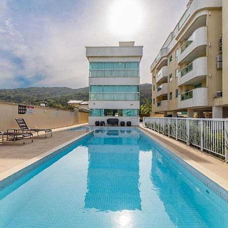 Confortavel Apartamento Em Condominio Com Piscina Bombinhas Exteriör bild